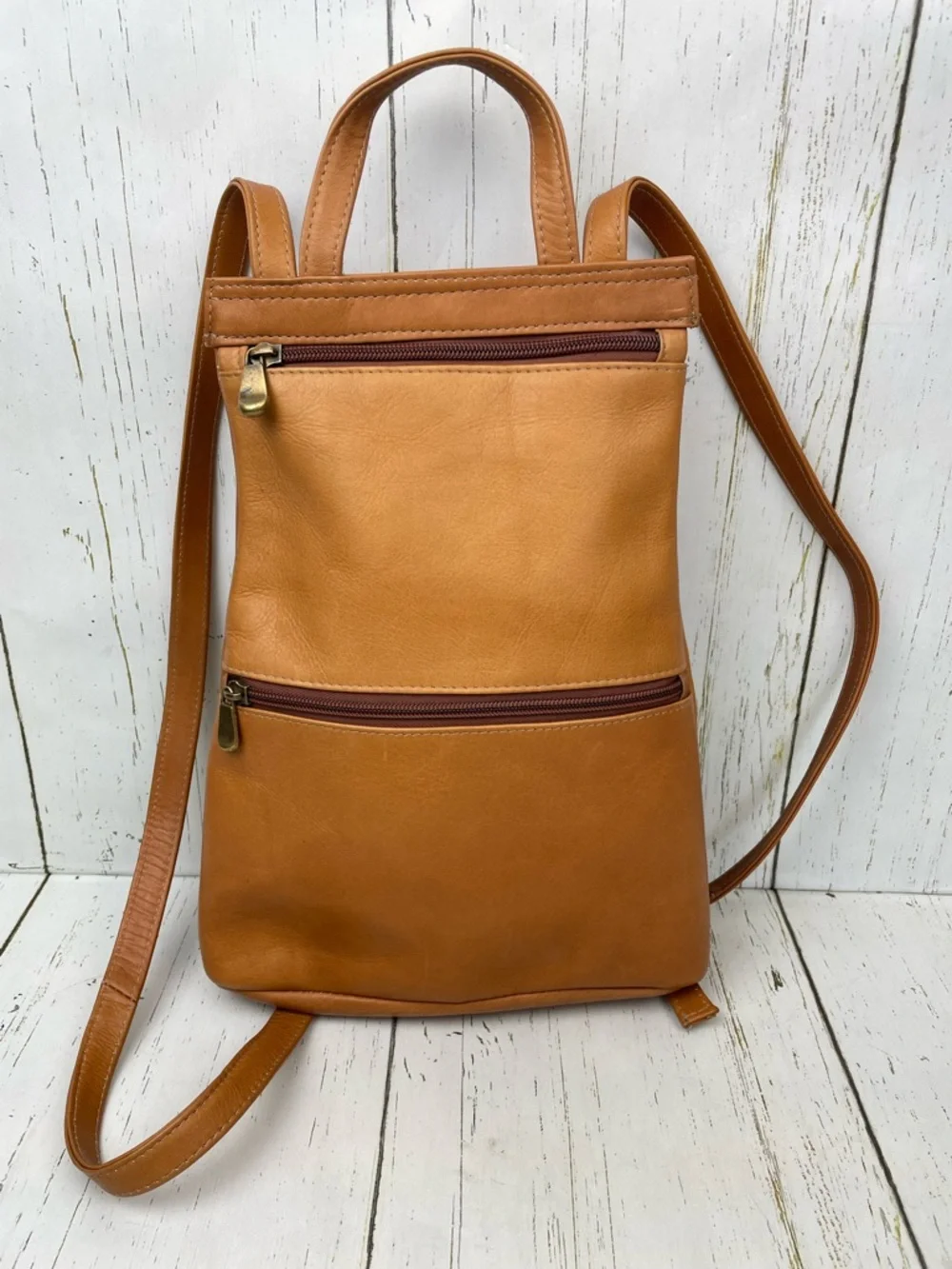 Le Donne Leather Backpack Purse - Picture 1 of 16